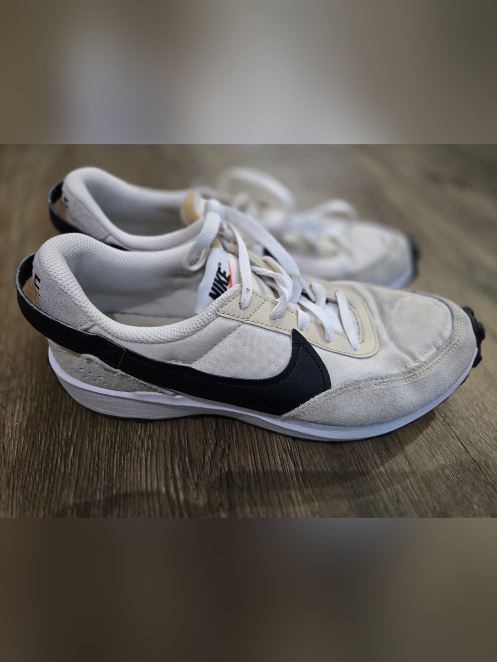 Nike White and Black Retro Runner Sneakers